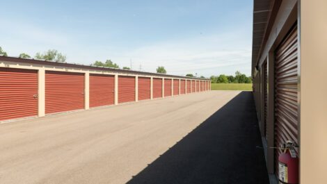 Large exterior, drive-up access storage units at National Storage in Burton, MI.